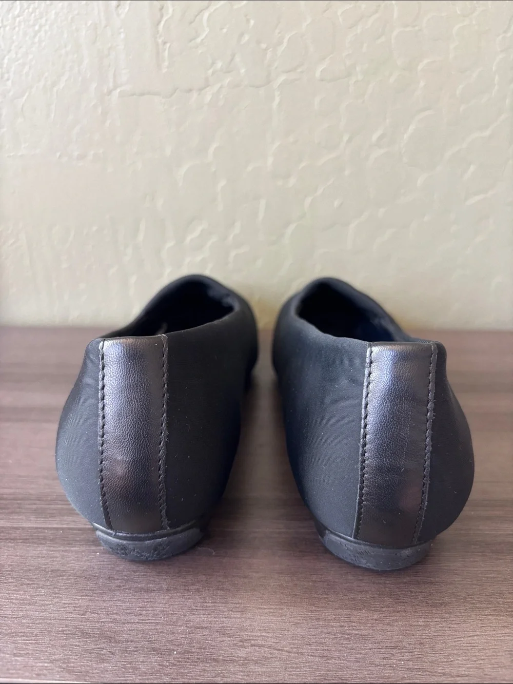 Vionic 386 Powell Black Demi‎ Wedge Slip On Flat Size 8 NWT